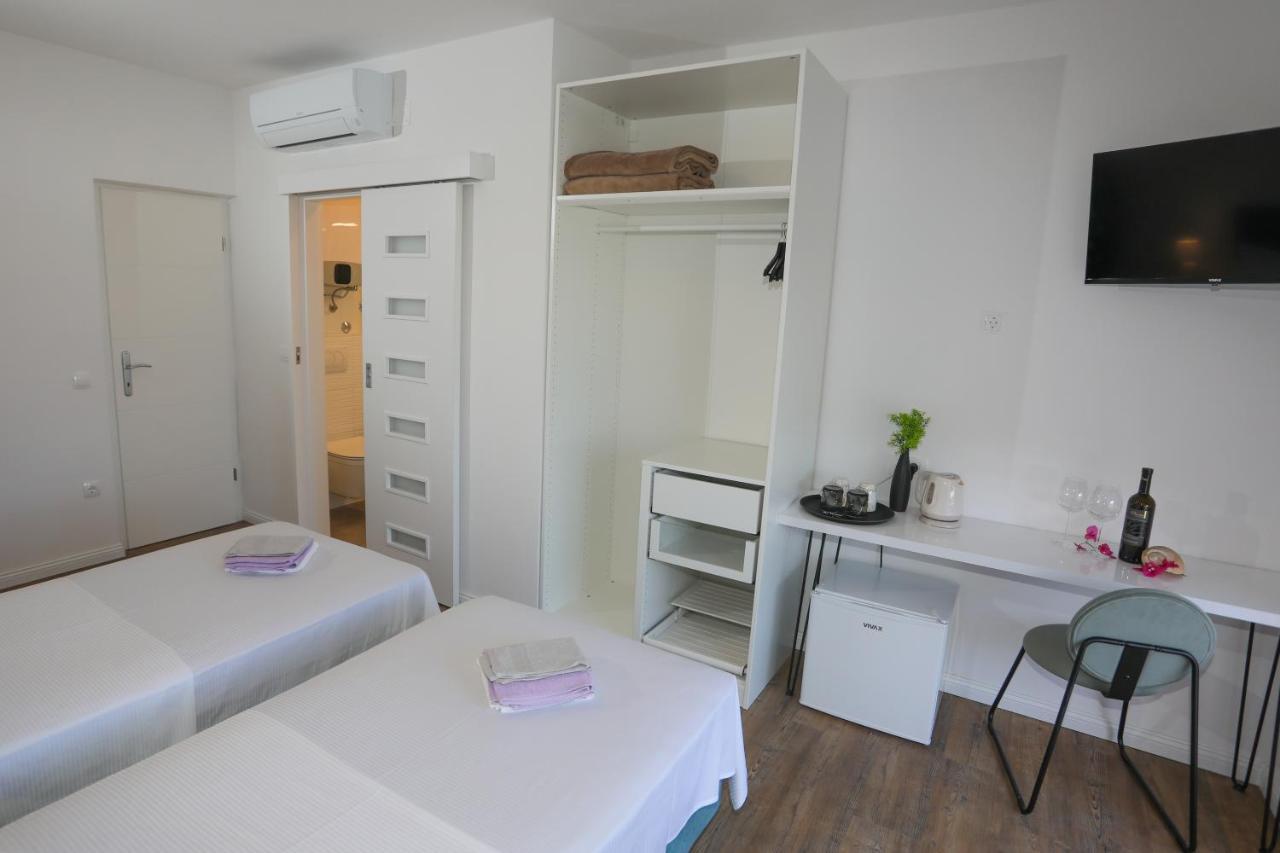 Stella Maris, Hvar - Rooms With A Balcony And A Stunning Sea View Hvar Town Exterior foto